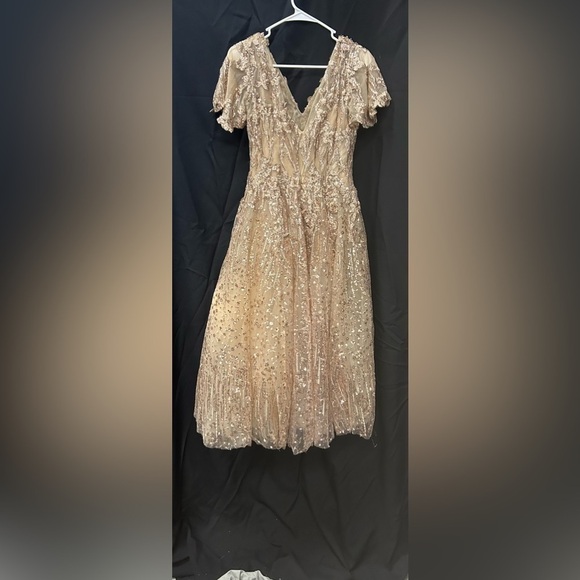 Mac Duggal 20392 NWOT EMBELLISHED BUTTERFLY FIT AND FLARE TEA-LENGTH DRESS - Picture 6 of 7